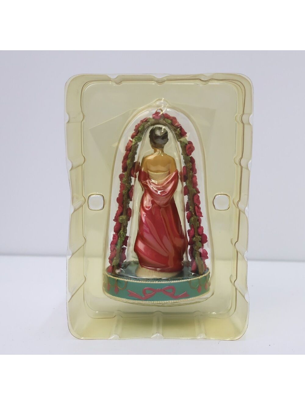 Carlton Cards Heirloom Collection First Lady Jacqueline Kennedy Ornament - Picture 8 of 10